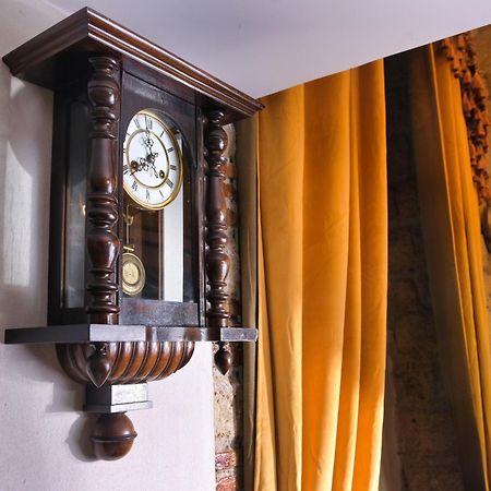 Appartamento Carlito'S House- Un'Intera Casa Al Centro Storico Napoli Esterno foto