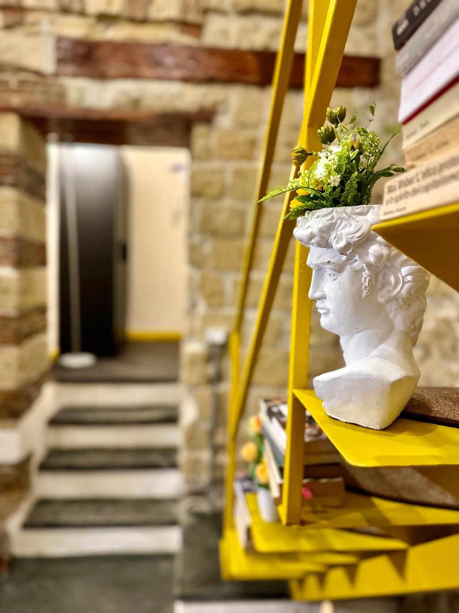 Appartamento Carlito'S House- Un'Intera Casa Al Centro Storico Napoli Esterno foto