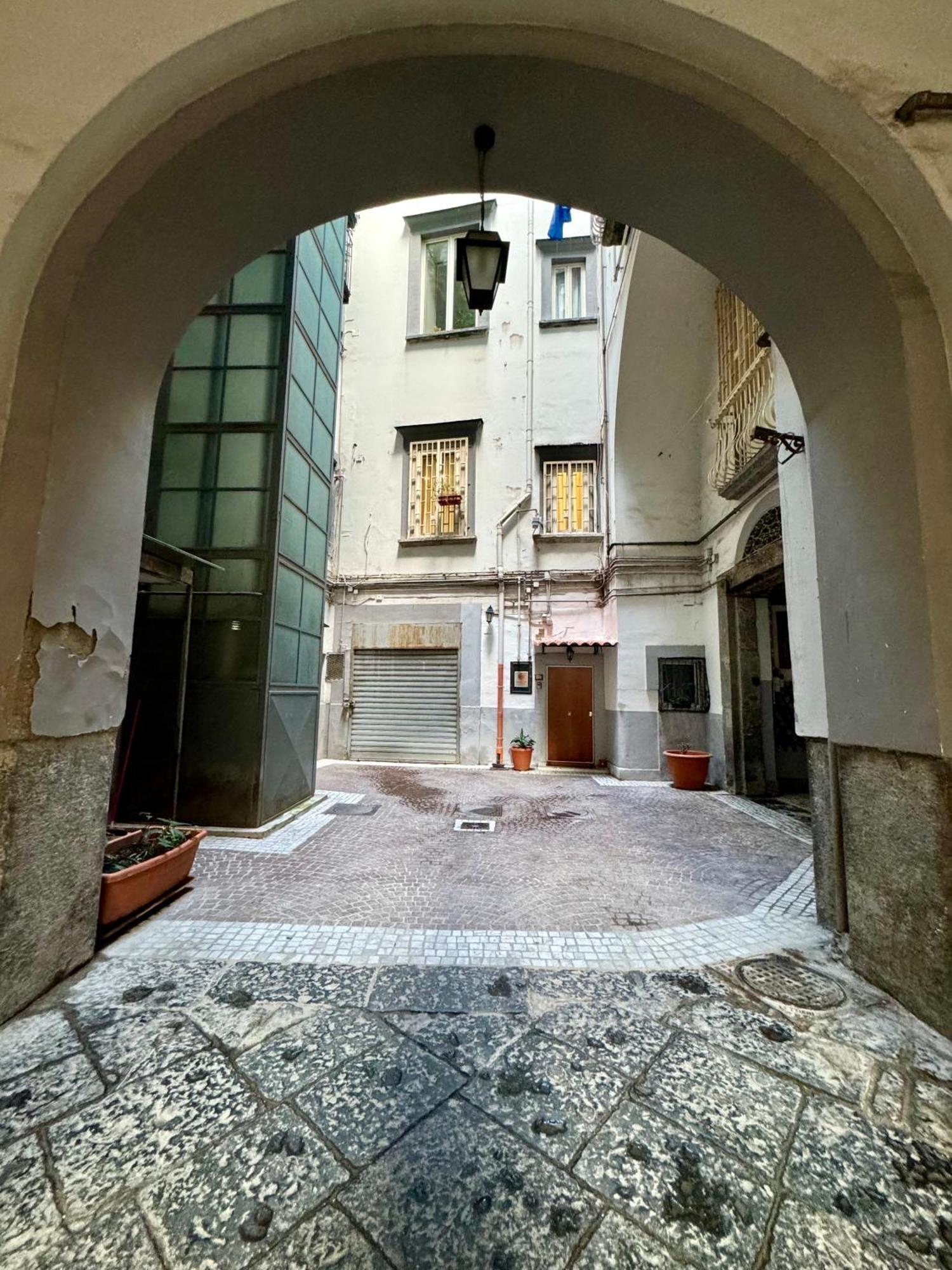 Appartamento Carlito'S House- Un'Intera Casa Al Centro Storico Napoli Esterno foto